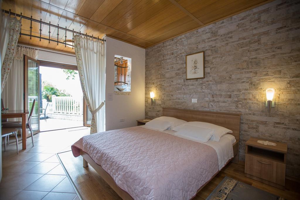 Apartments Villa Salona Opatija Dış mekan fotoğraf
