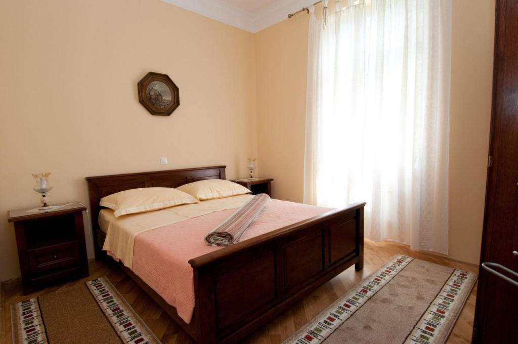 Apartments Villa Salona Opatija Oda fotoğraf